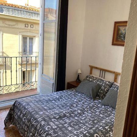 Pension Conchita II Madrid Bagian luar foto