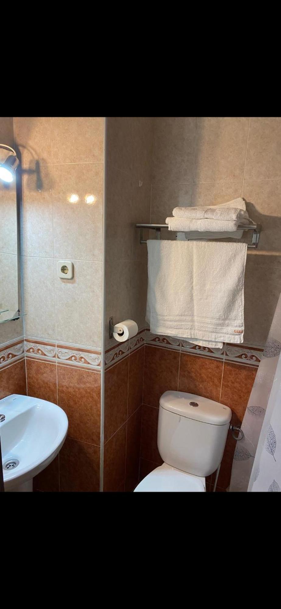 Pension Conchita II Madrid Bagian luar foto